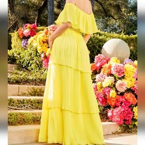 NWT Fashion Nova Yellow Pleated Maxi Dress Summer